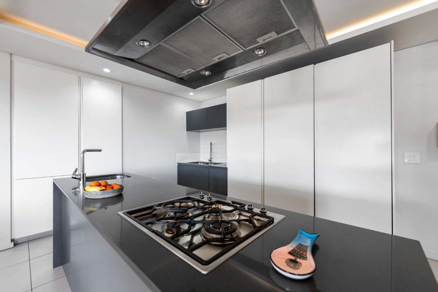 To Let 2 Bedroom Property for Rent in Sea Point Western Cape